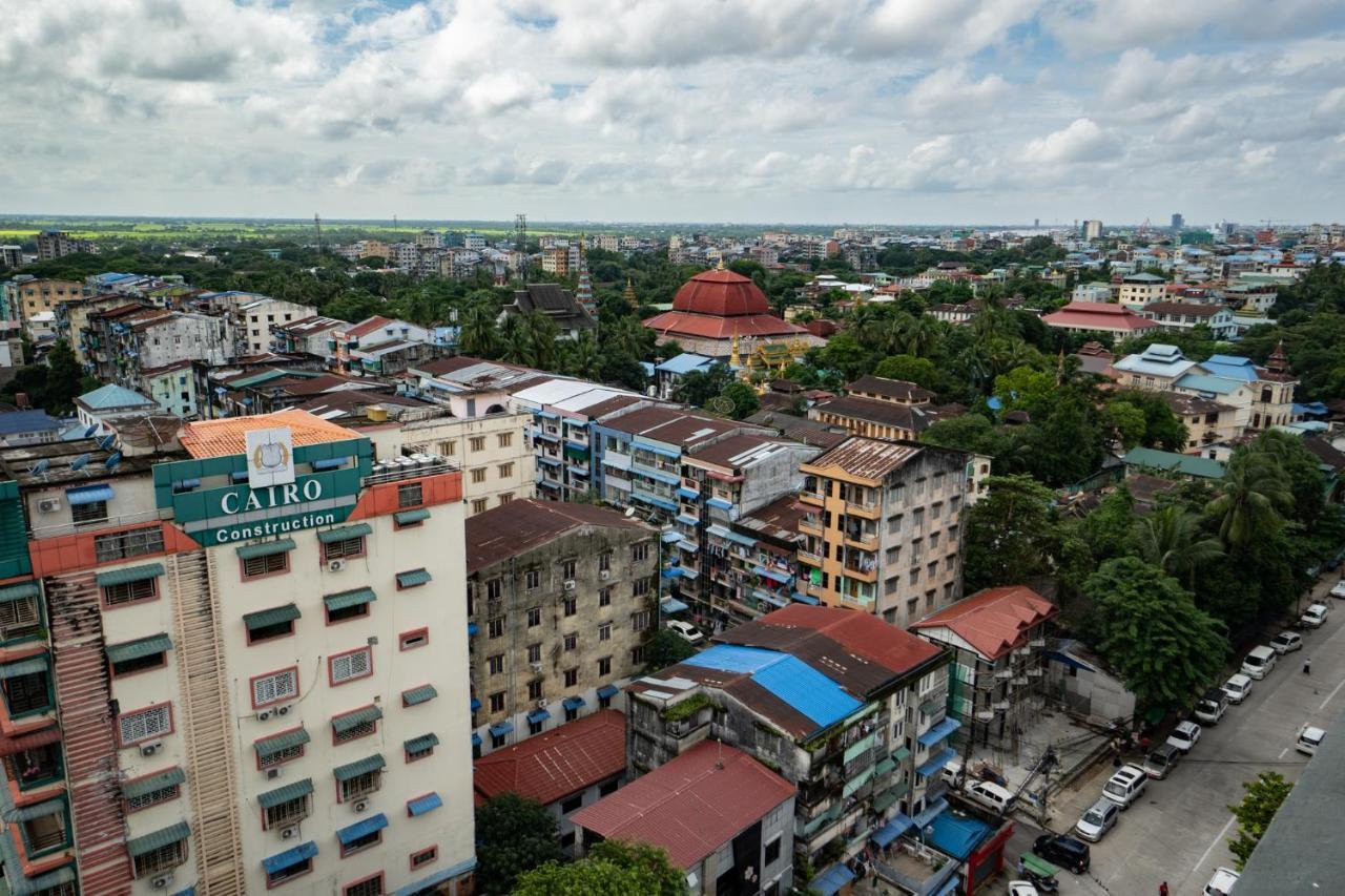 Hotel Sanchaung Rangoon Buitenkant foto